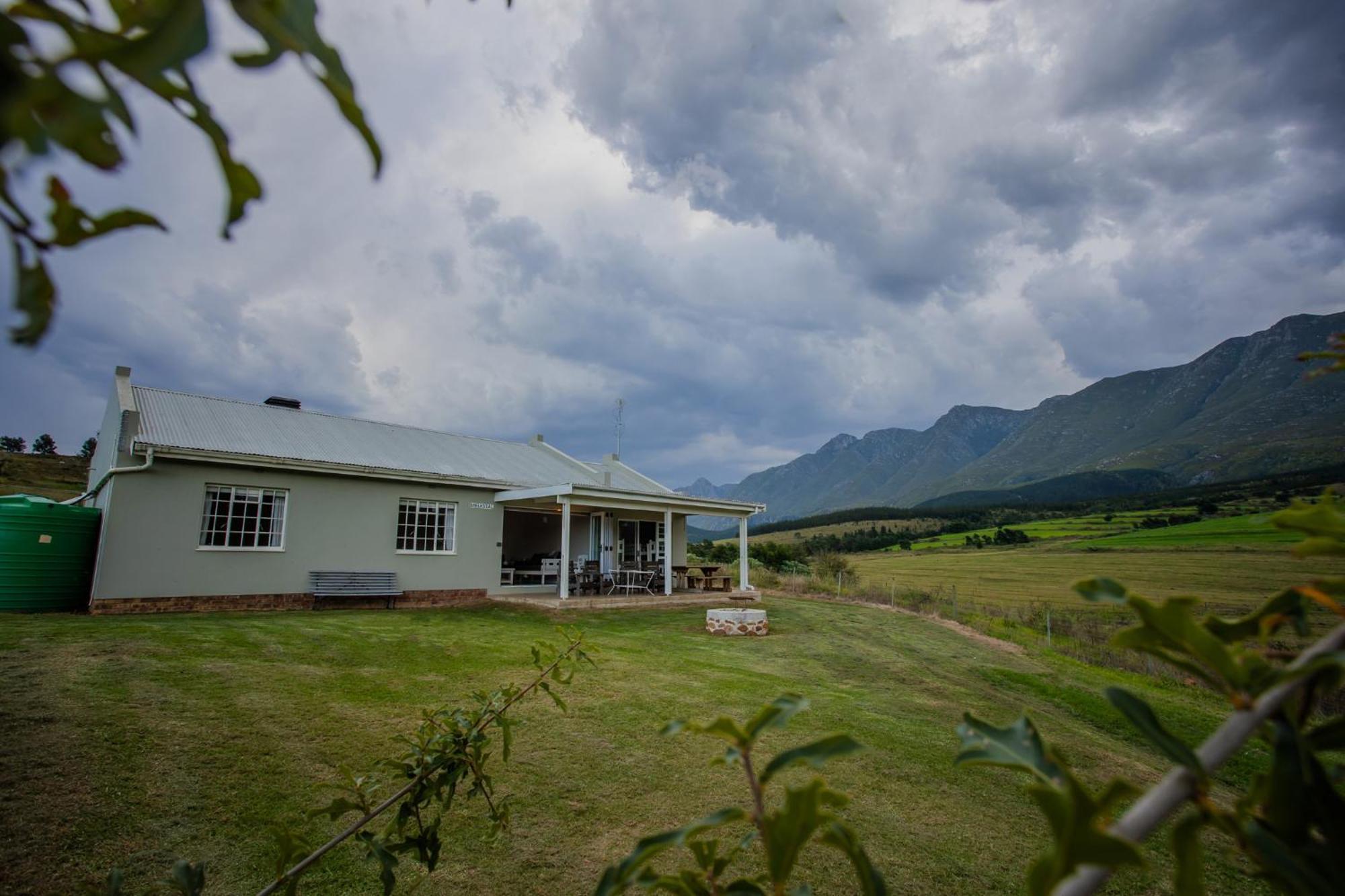 Appelsbosch Guest Farm Villa Свелендам Екстериор снимка